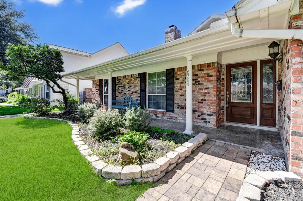 6754 Cindy Lane Houston, TX 77008