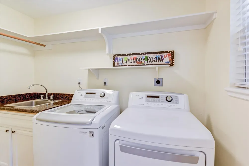 6754 Cindy Lane Houston, TX 77008