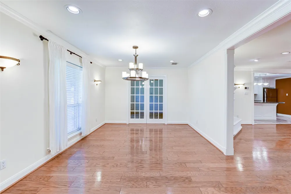 6754 Cindy Lane Houston, TX 77008