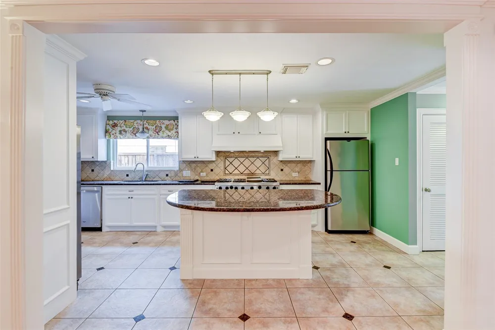 6754 Cindy Lane Houston, TX 77008