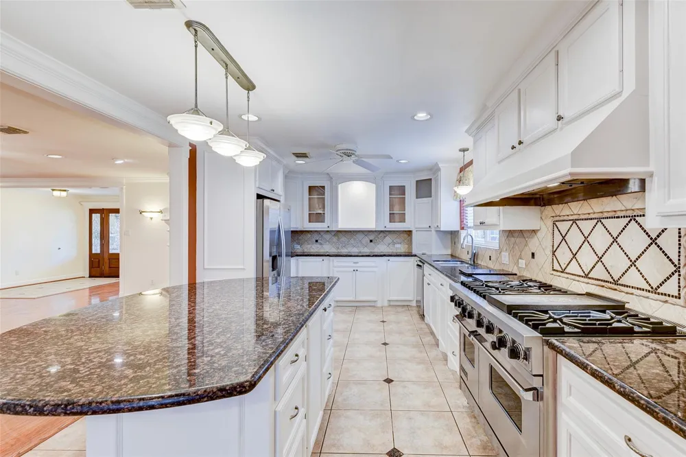 6754 Cindy Lane Houston, TX 77008