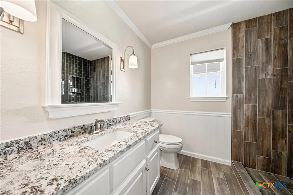 5112 Old Caufield Ranch Road McGregor, TX 76657