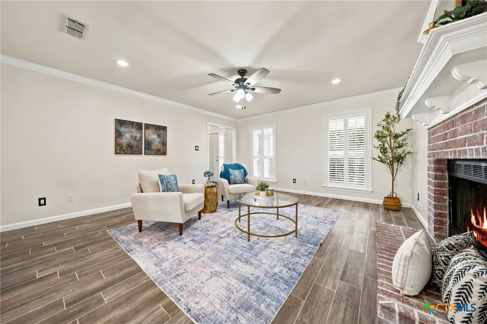 5112 Old Caufield Ranch Road McGregor, TX 76657