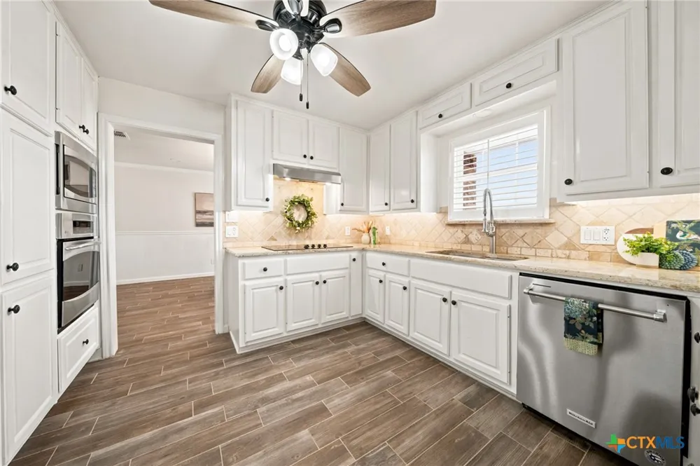 5112 Old Caufield Ranch Road McGregor, TX 76657