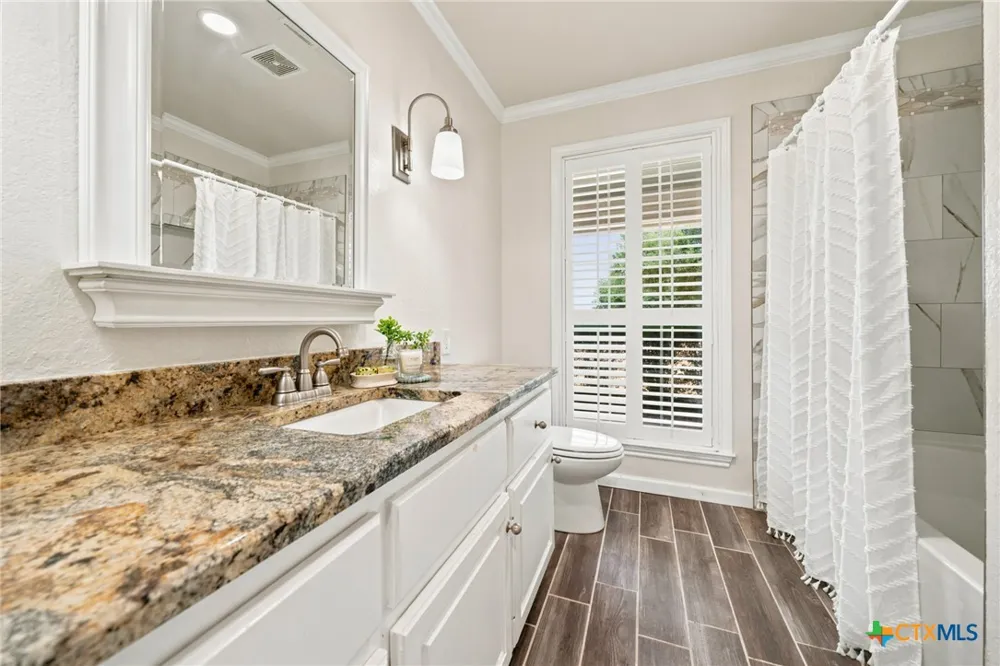 5112 Old Caufield Ranch Road McGregor, TX 76657