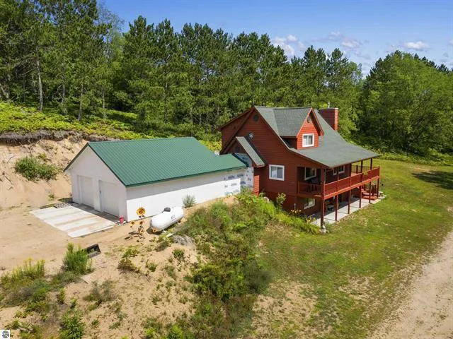 13229 Yates Road Copemish, MI 49625