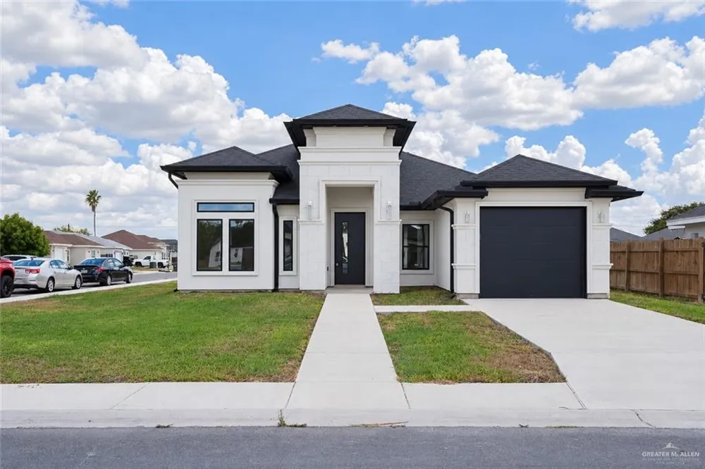 485 Santiago Street La Feria, TX 78559
