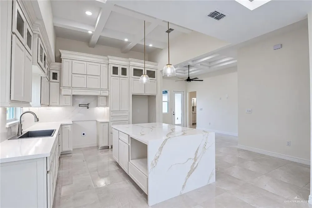 485 Santiago Street La Feria, TX 78559