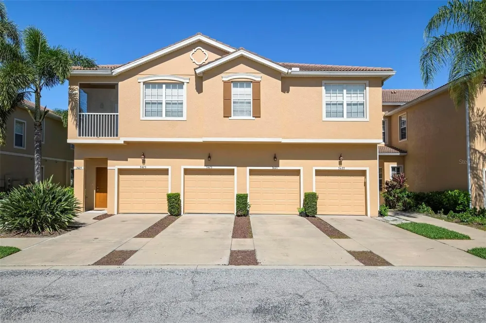 3423 PARK RIDGE CIRCLE #19-101 Sarasota, FL 34243