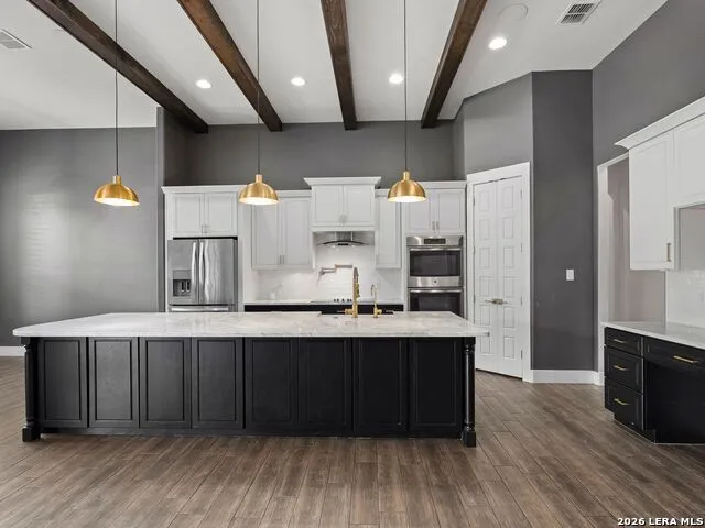 654 COPPER TRCE New Braunfels, TX 78132