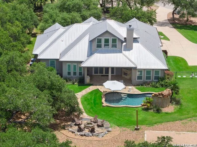 654 COPPER TRCE New Braunfels, TX 78132