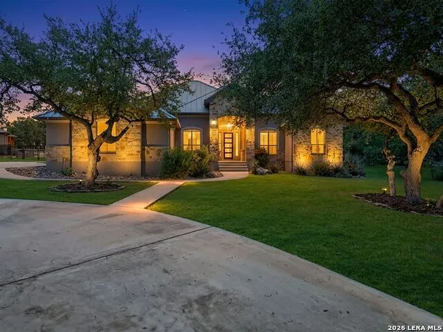 654 COPPER TRCE New Braunfels, TX 78132