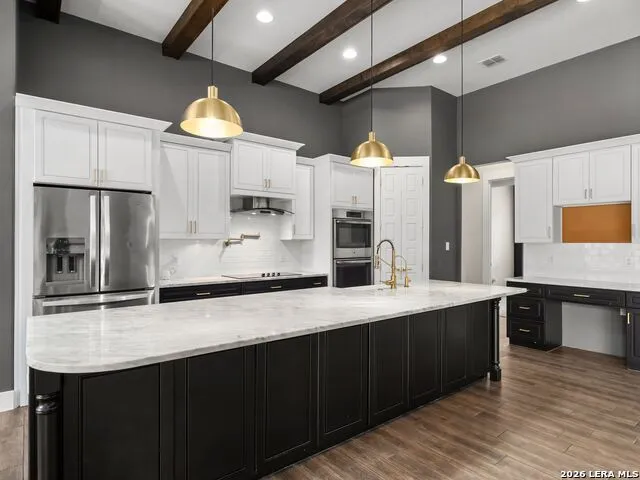 654 COPPER TRCE New Braunfels, TX 78132