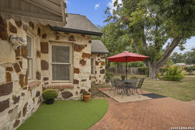 144 Greenlawn Dr San Antonio, TX 78201