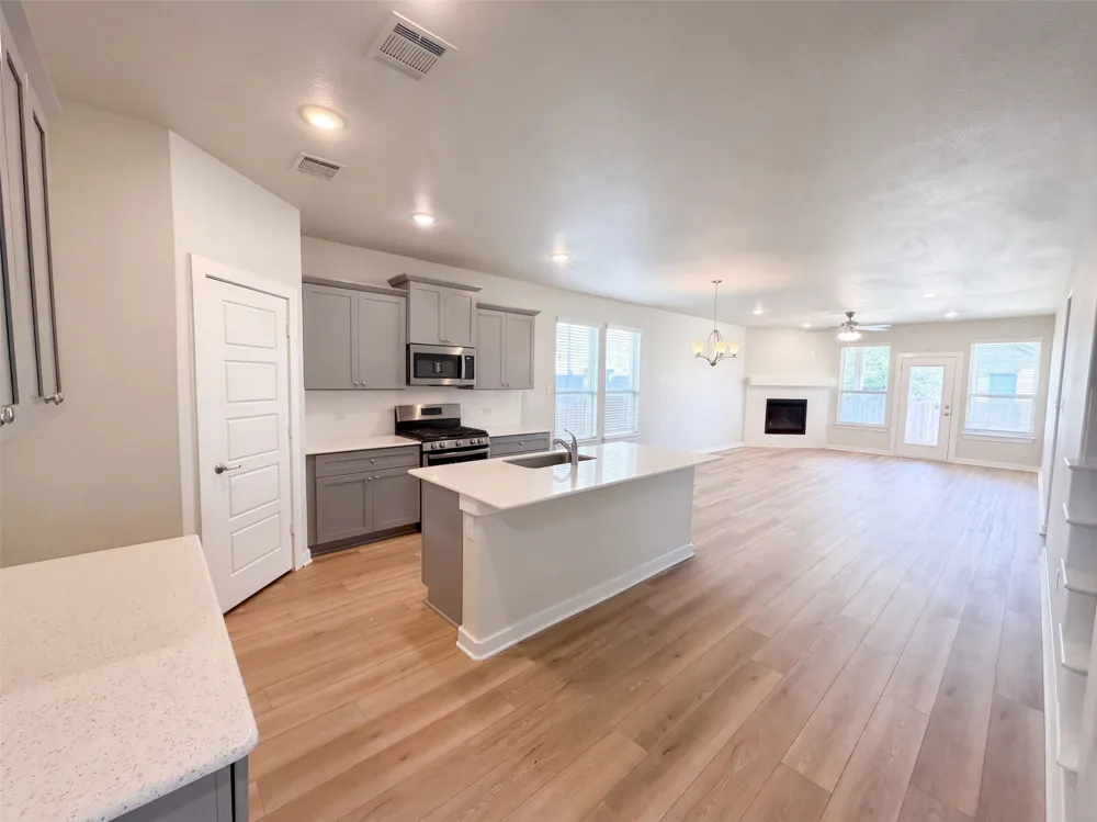 14316 Spitfire Trail Fort Worth, TX 76262