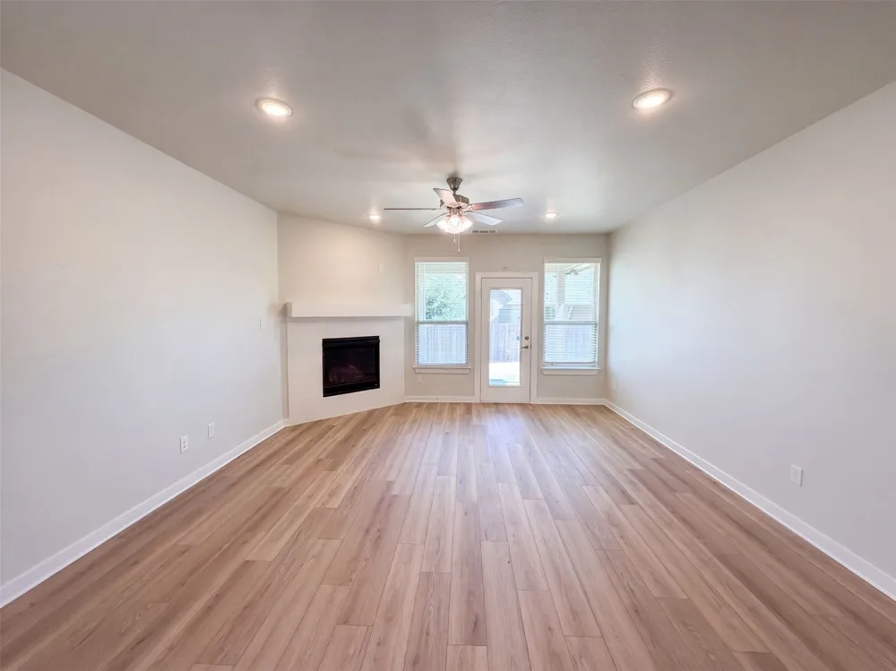 14316 Spitfire Trail Fort Worth, TX 76262