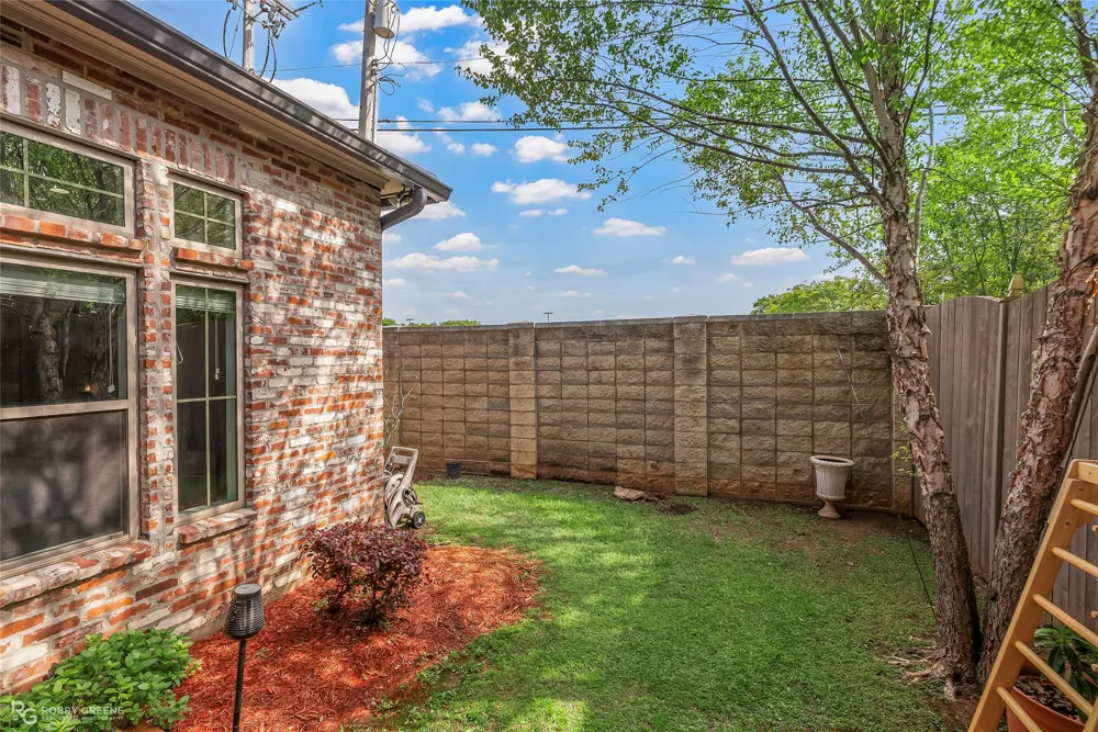 106 Vieux Carre Bossier City, LA 71111