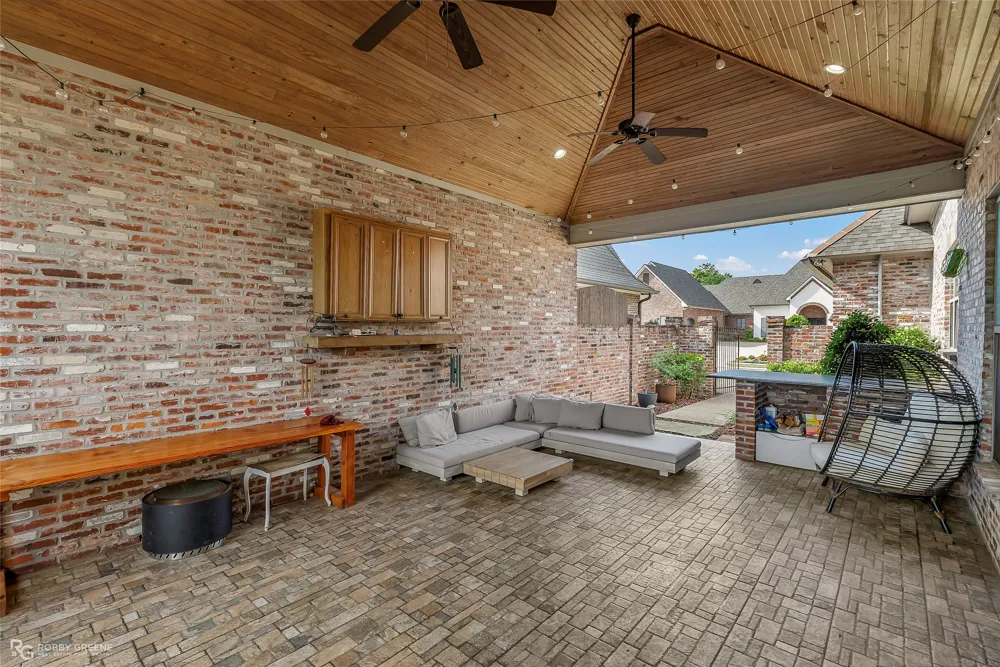 106 Vieux Carre Bossier City, LA 71111