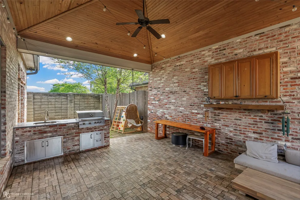 106 Vieux Carre Bossier City, LA 71111