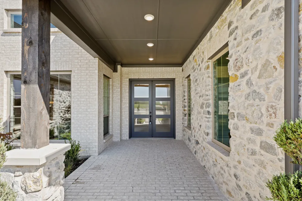 324 Chapel View Court Heath, TX 75032