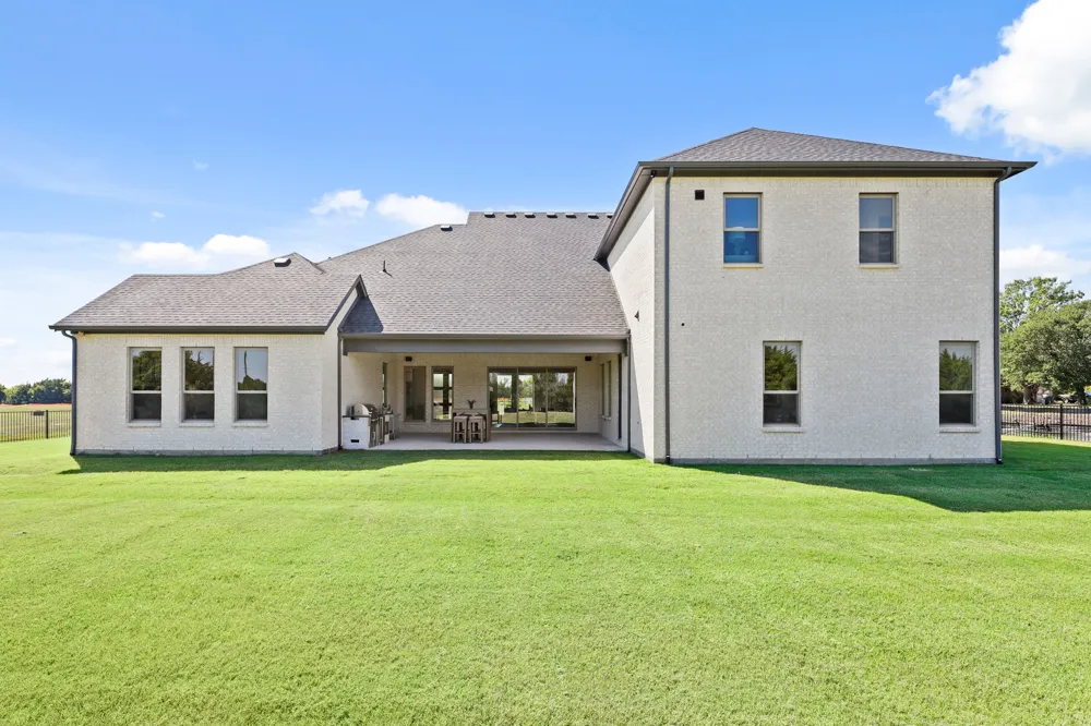 324 Chapel View Court Heath, TX 75032