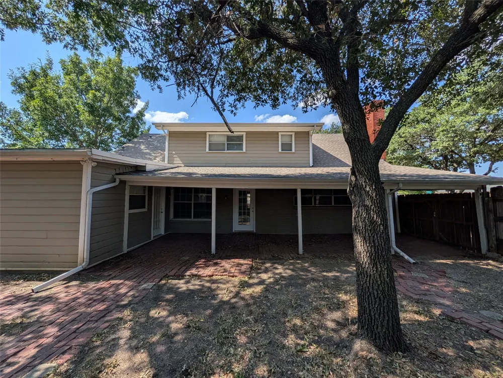 2558 Duringer Road Fort Worth, TX 76133