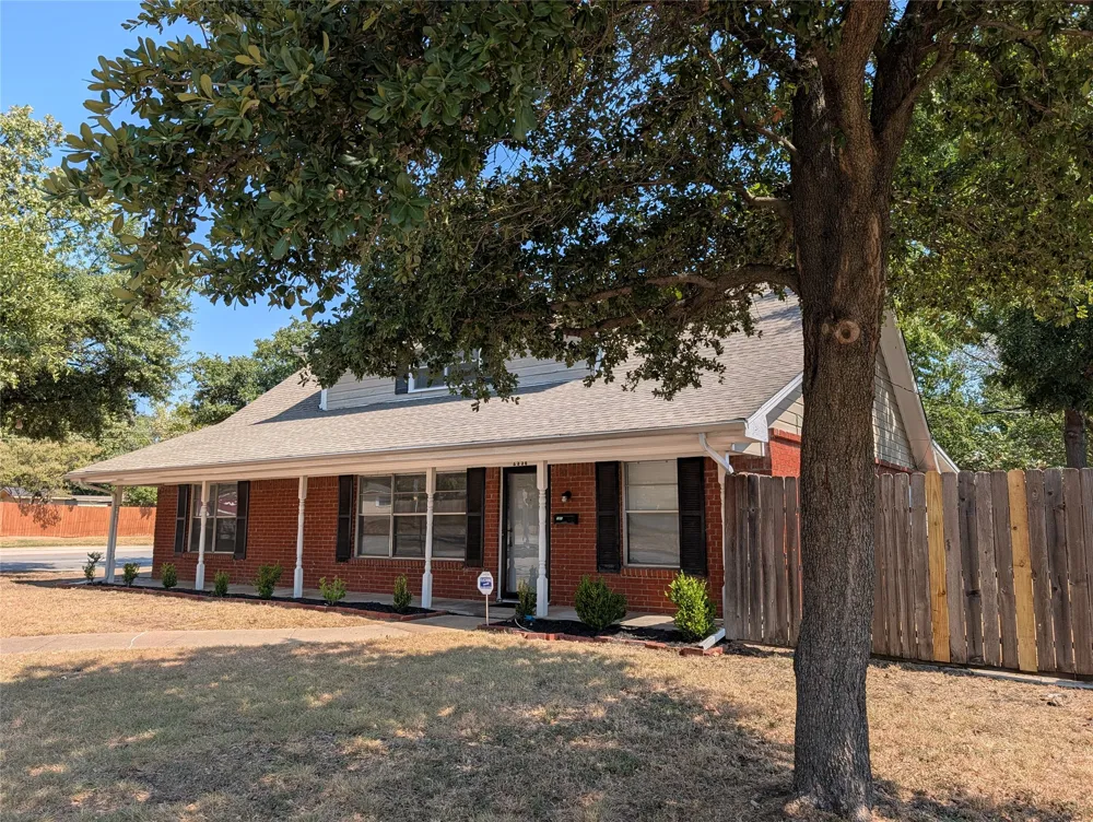 2558 Duringer Road Fort Worth, TX 76133