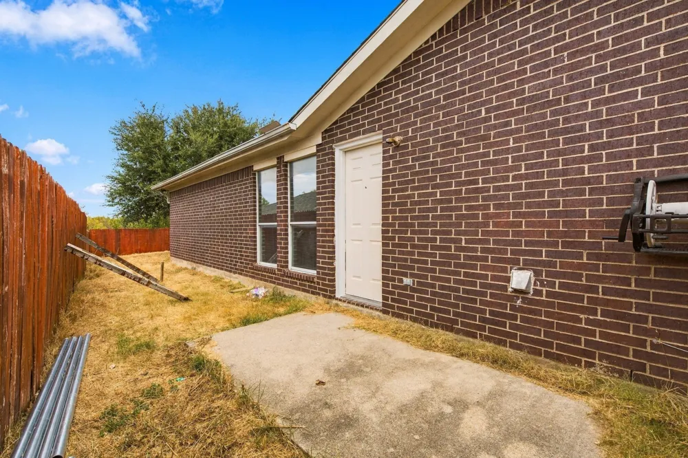 6433 Riverwater Trail Fort Worth, TX 76179