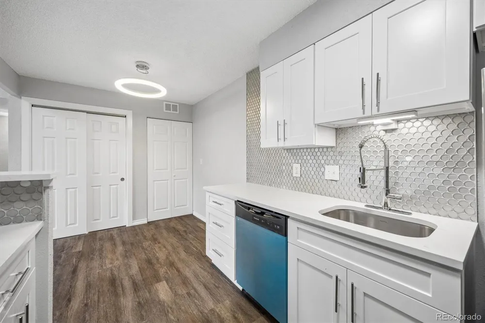 7000 W 20th Avenue #206 Lakewood, CO 80214