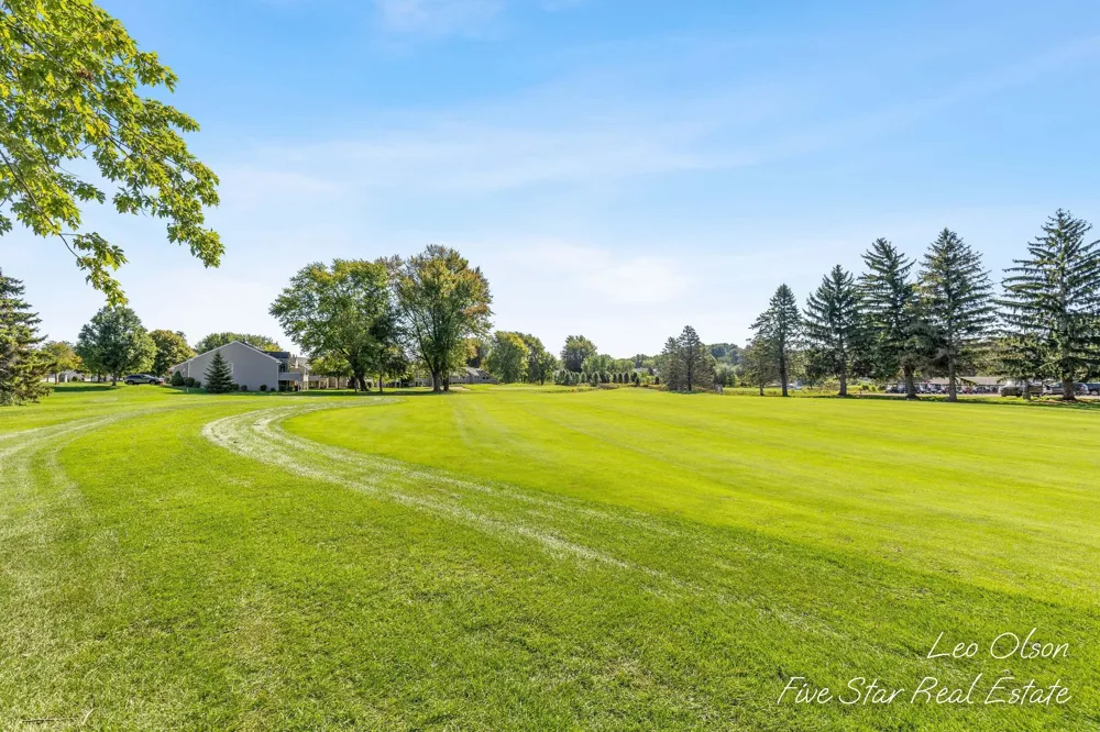 1314 Bent Tree Drive #75 Hudsonville, MI 49426