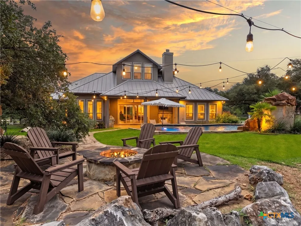 654 Copper Trace New Braunfels, TX 78132