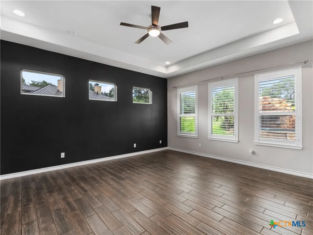 654 Copper Trace New Braunfels, TX 78132