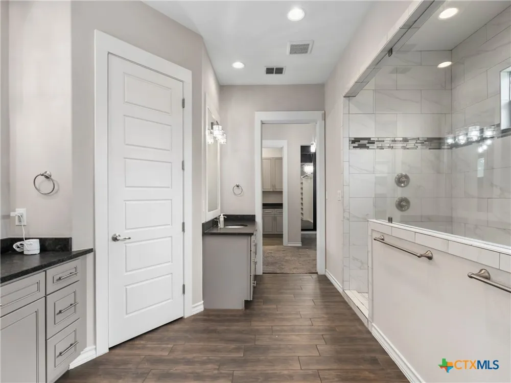 654 Copper Trace New Braunfels, TX 78132