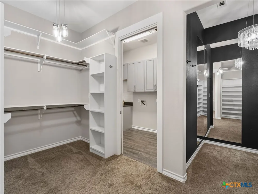 654 Copper Trace New Braunfels, TX 78132