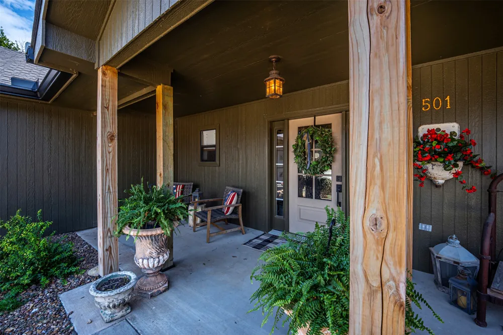 501 Five Lakes Sulphur, OK 73086
