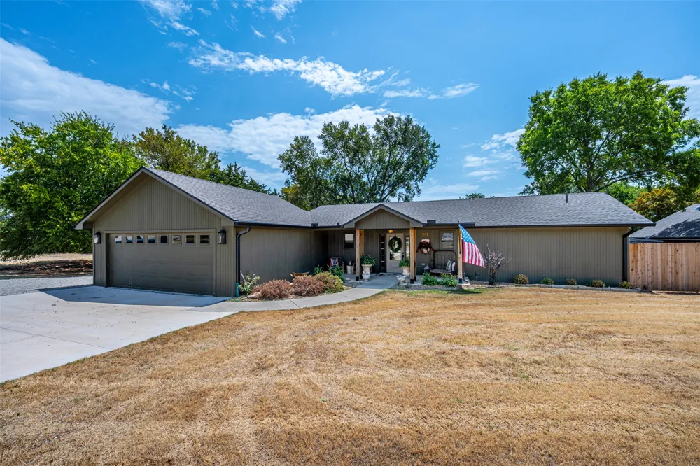 501 Five Lakes Sulphur, OK 73086