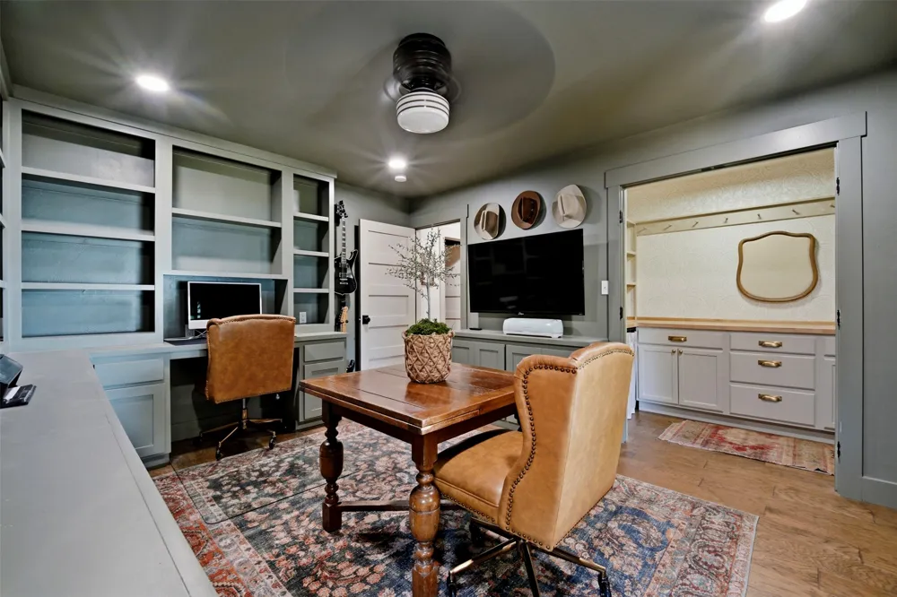 501 Five Lakes Sulphur, OK 73086