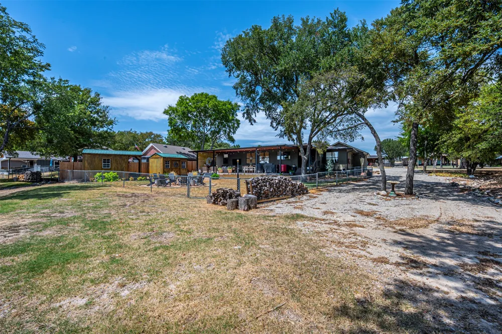 501 Five Lakes Sulphur, OK 73086