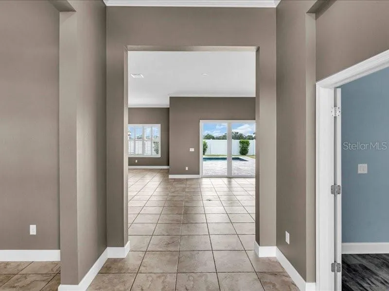 5054 LAKE TOSCANA DRIVE Wimauma, FL 33598