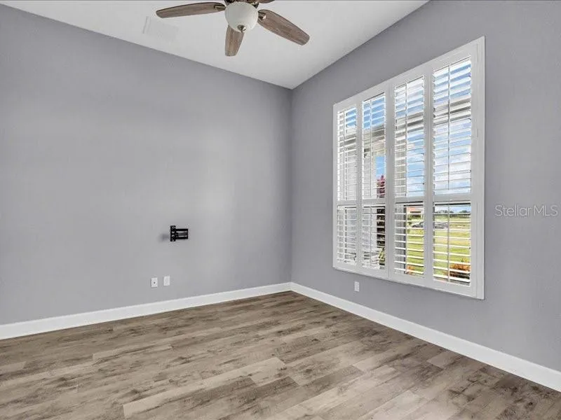 5054 LAKE TOSCANA DRIVE Wimauma, FL 33598