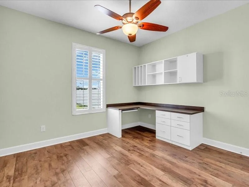 5054 LAKE TOSCANA DRIVE Wimauma, FL 33598