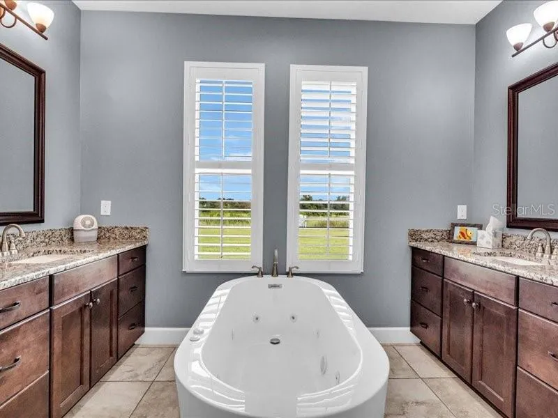 5054 LAKE TOSCANA DRIVE Wimauma, FL 33598