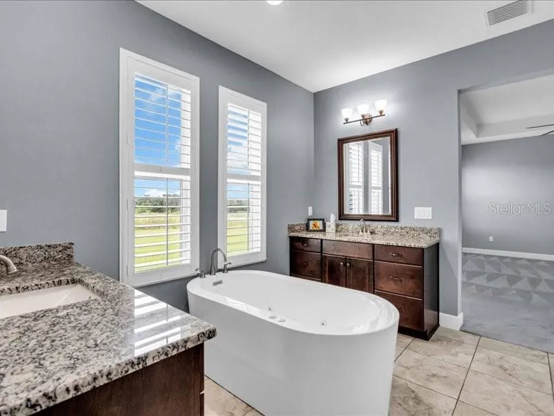 5054 LAKE TOSCANA DRIVE Wimauma, FL 33598