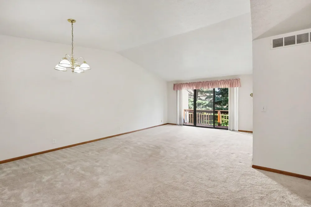 901 Creekridge Drive Laketown Township, MI 49423