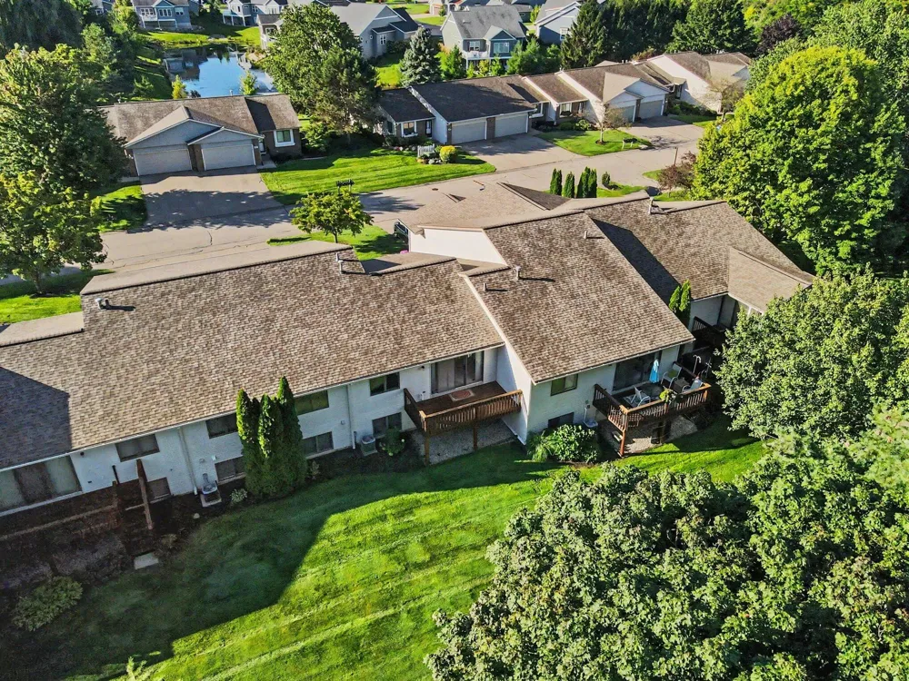 901 Creekridge Drive Laketown Township, MI 49423