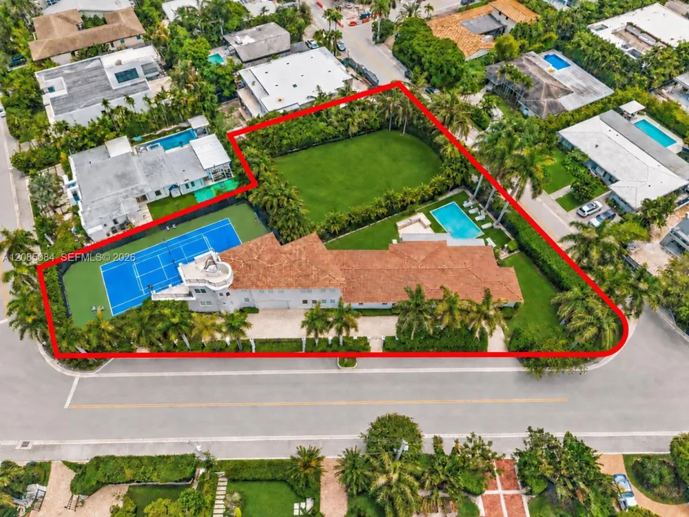 10031 W Broadview Dr Bay Harbor Islands, FL 33154