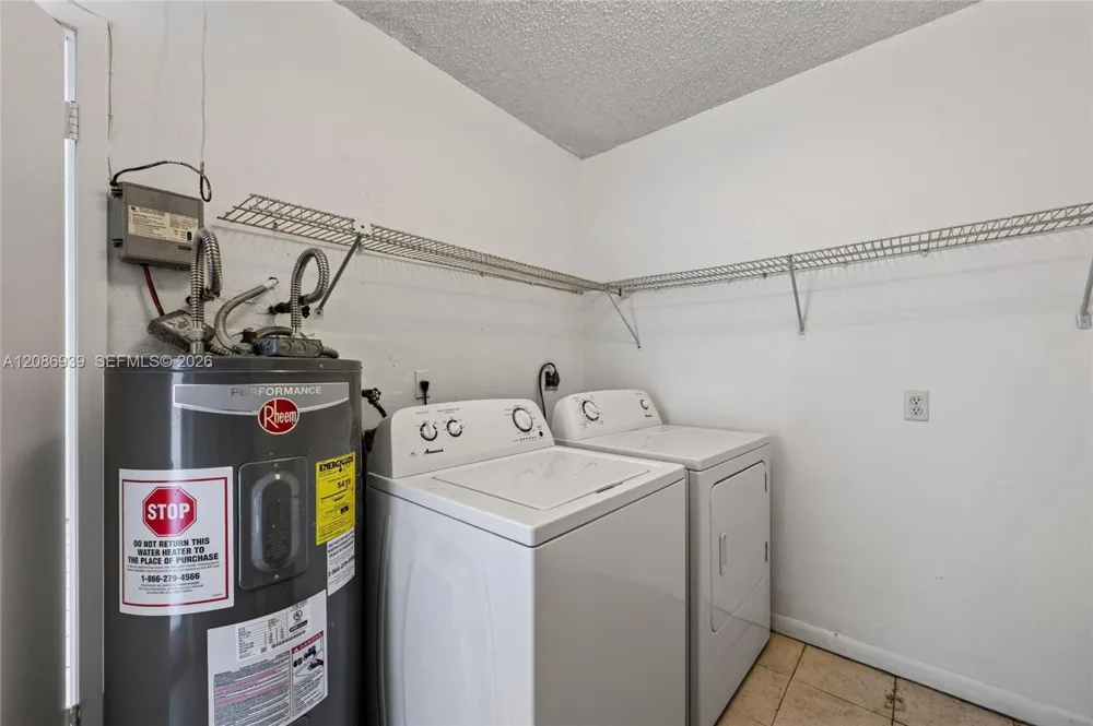 19920 SW 118th Pl Miami, FL 33177