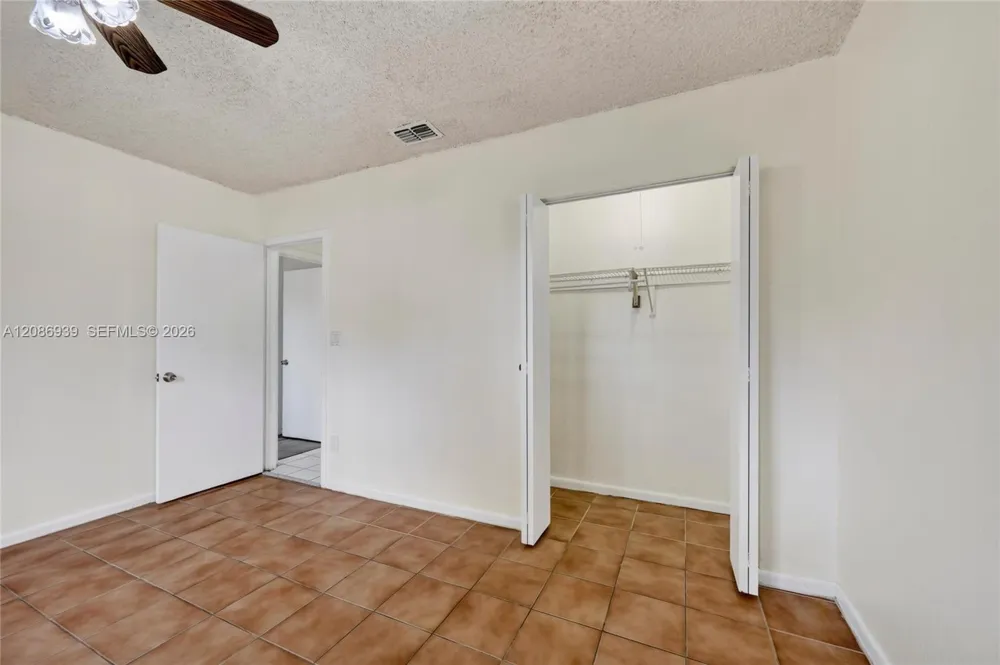 19920 SW 118th Pl Miami, FL 33177