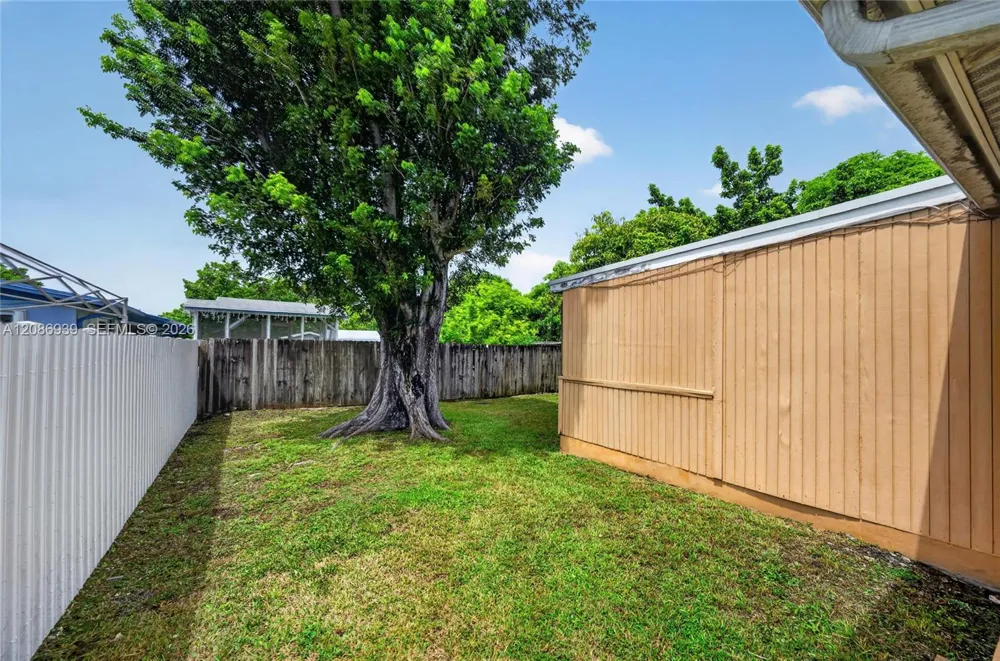 19920 SW 118th Pl Miami, FL 33177