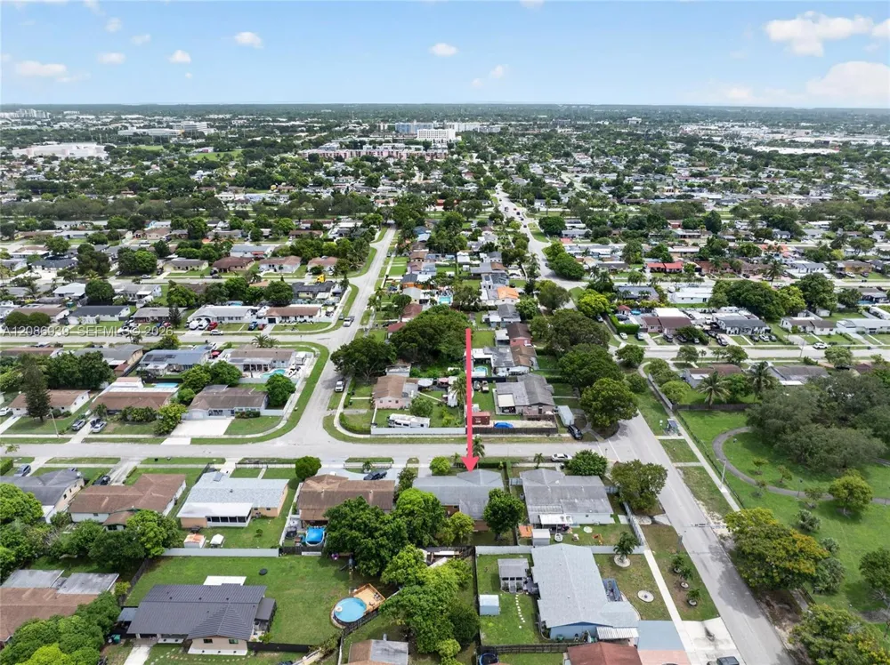 19920 SW 118th Pl Miami, FL 33177